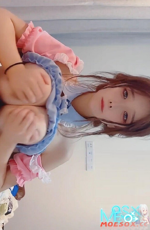 豪乳萝莉萝莉美女小包子被金主各种玩弄 1V[百度云/微云/秒传/611MB]