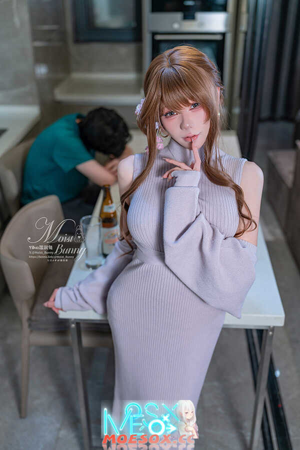 咬一口兔娘 – 在丈夫身边 (124P+3V/1.8G)[百度云/K盘]